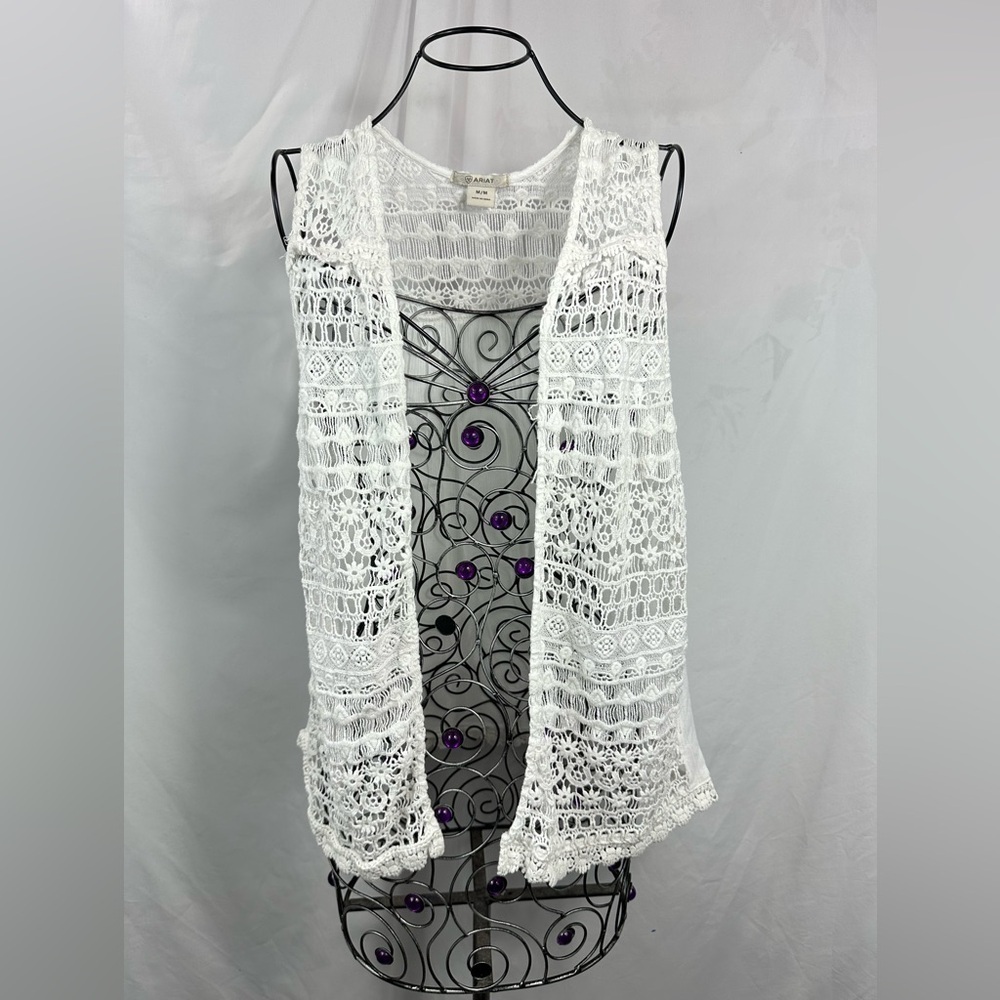 Ariat white crochet cardigan size M